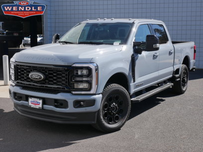 New 2025 Ford F250 Lariat w/ Lariat Ultimate Package