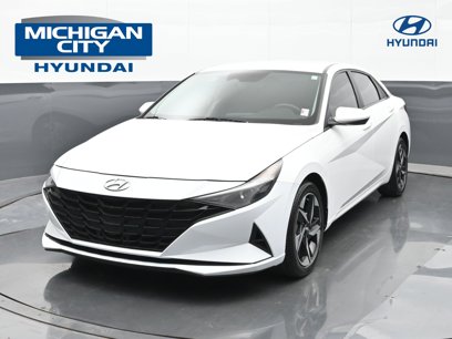 Used 2022 Hyundai Elantra SEL w/ Preferred Accessory Package