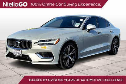 Used 2022 Volvo S60 T8 Inscription w/ Advanced Package