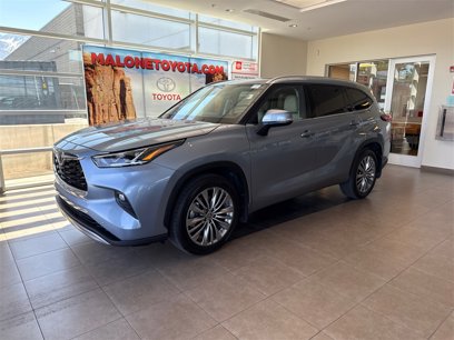 Certified 2022 Toyota Highlander Platinum