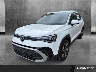 New 2025 Volkswagen Taos SE