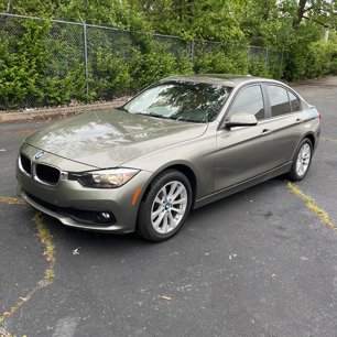 Used 2016 BMW 320i Sedan