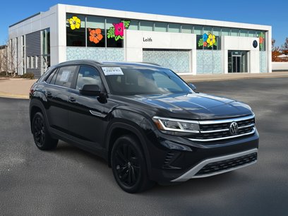 Used 2023 Volkswagen Atlas Cross Sport SE w/ Panoramic Sunroof Package