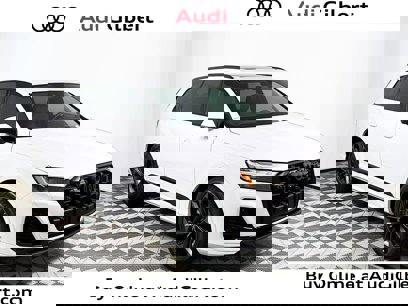 New 2025 Audi Q7 3.0T Prestige