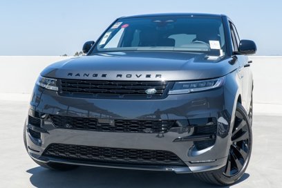New 2025 Land Rover Range Rover Sport Dynamic SE