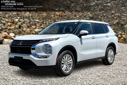 Used 2022 Mitsubishi Outlander ES