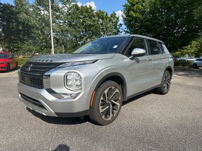 Used 2024 Mitsubishi Outlander SE