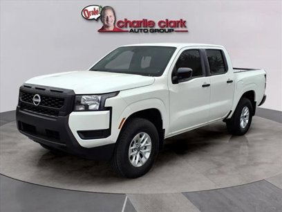New 2025 Nissan Frontier S