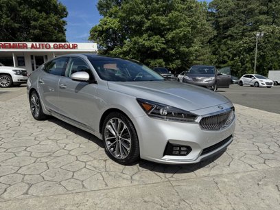 Used 2018 Kia Cadenza Technology