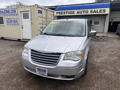 Used 2009 Chrysler Town & Country Limited w/ Entertainment Group #3