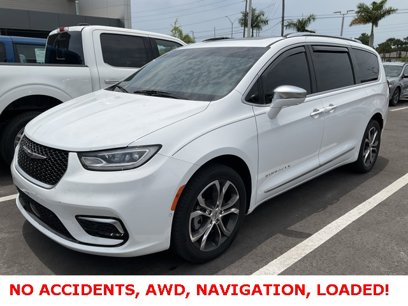 Used 2022 Chrysler Pacifica Pinnacle