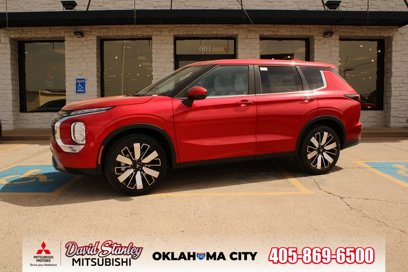 New 2025 Mitsubishi Outlander SE