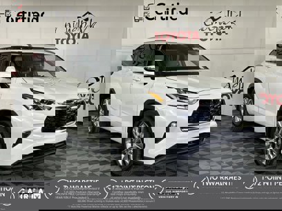 Used 2022 Toyota Highlander Limited