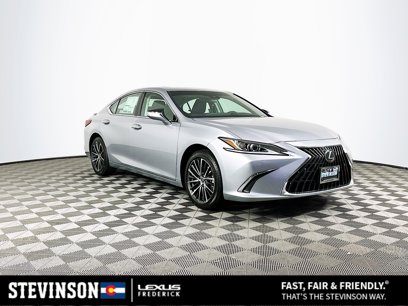 New 2025 Lexus ES 300h w/ Premium Package