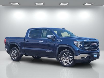 Certified 2022 GMC Sierra 1500 SLT w/ SLT Convenience Package