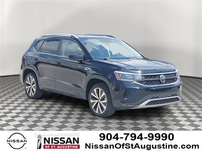 Used 2022 Volkswagen Taos SE w/ Panoramic Sunroof Package