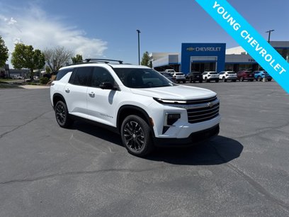 New 2025 Chevrolet Traverse LT w/ Enhanced Driving Package