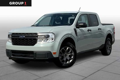 Certified 2022 Ford Maverick XLT w/ Equipment Group 300A Standard