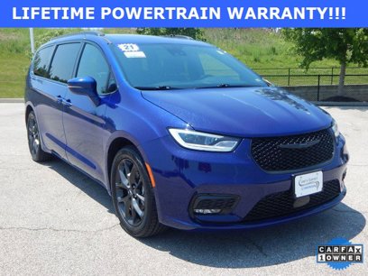 Used 2021 Chrysler Pacifica Touring w/ S Appearance Package