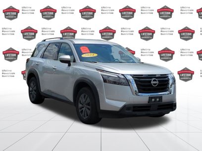 Certified 2024 Nissan Pathfinder SV
