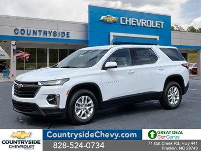 Used 2023 Chevrolet Traverse LS w/ Safety Package