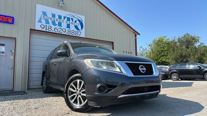 Used 2014 Nissan Pathfinder SV