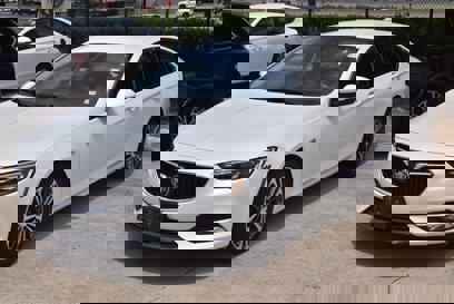 Used 2018 Buick Regal Essence w/ Driver Confidence Package #1