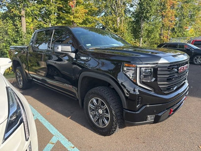 Used 2024 GMC Sierra 1500 AT4 w/ Technology Package