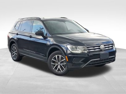 Used 2019 Volkswagen Tiguan SE w/ Panoramic Sunroof Package
