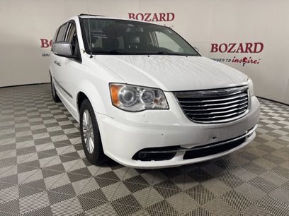 Used 2015 Chrysler Town & Country Limited Platinum w/ Trailer Tow Group
