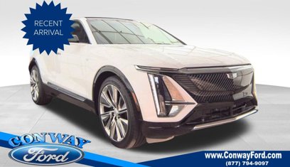 Used 2024 Cadillac Lyriq Luxury w/ LPO, Floor Liner Package