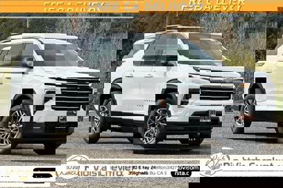 New 2025 Chevrolet Traverse LT