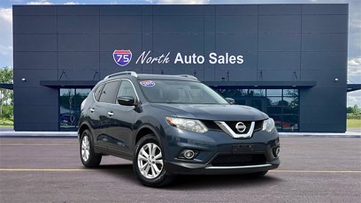 Used 2015 Nissan Rogue SV