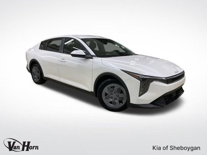 New 2025 Kia K4 LX