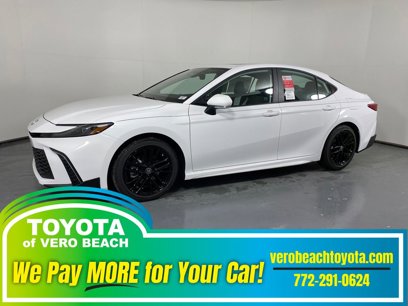 New 2025 Toyota Camry SE w/ Multimedia Upgrade Package