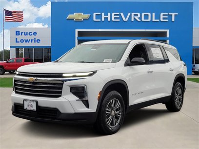 New 2025 Chevrolet Traverse LT w/ LPO, Floor Liner Package