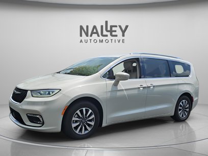Used 2021 Chrysler Pacifica Touring-L