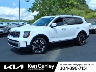 Used 2023 Kia Telluride S w/ S Sunroof Package