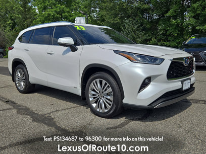 Used 2023 Toyota Highlander Platinum