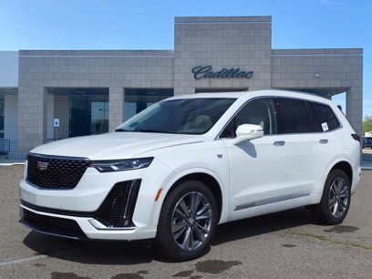 New 2025 Cadillac XT6 Premium Luxury