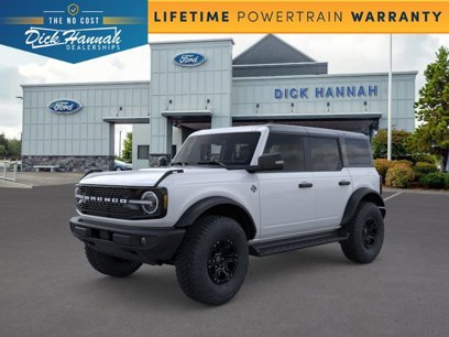 New 2025 Ford Bronco Outer Banks w/ Sasquatch Package