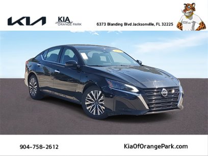 Used 2023 Nissan Altima 2.5 SV