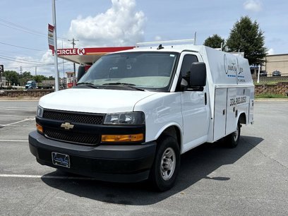 Used 2022 Chevrolet Express 3500 w/ Power Convenience Package