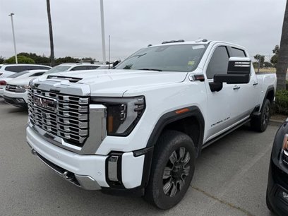 Used 2024 GMC Sierra 2500 Denali w/ Denali Reserve Package