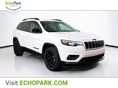 Used 2023 Jeep Cherokee Altitude Lux