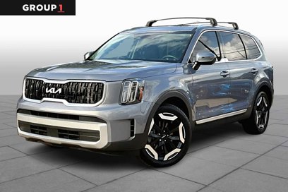 Certified 2024 Kia Telluride EX w/ EX Captain's Chair Package