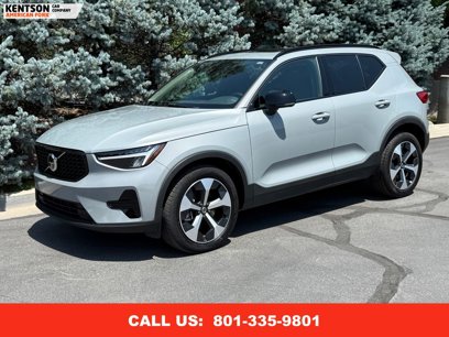 Used 2024 Volvo XC40 B5 Core