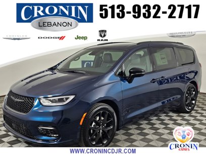 New 2025 Chrysler Pacifica Limited