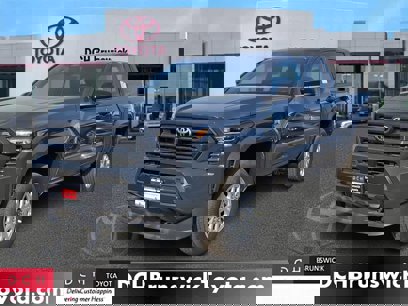 New 2025 Toyota Tacoma SR