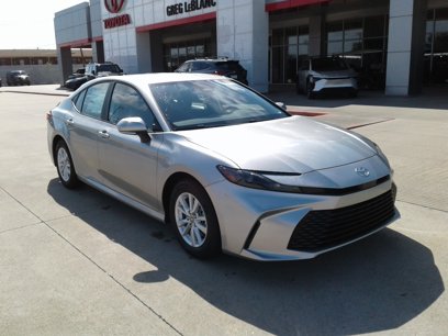 New 2025 Toyota Camry LE